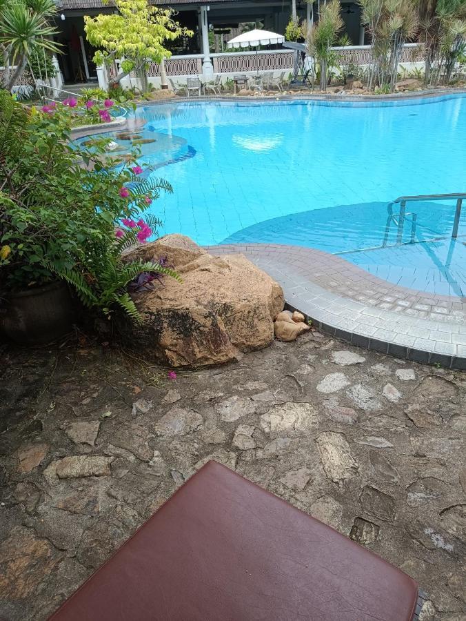 Ban Nam Mao Resort Na Chom Thian Eksteriør billede