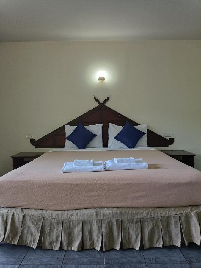 Ban Nam Mao Resort Na Chom Thian Eksteriør billede
