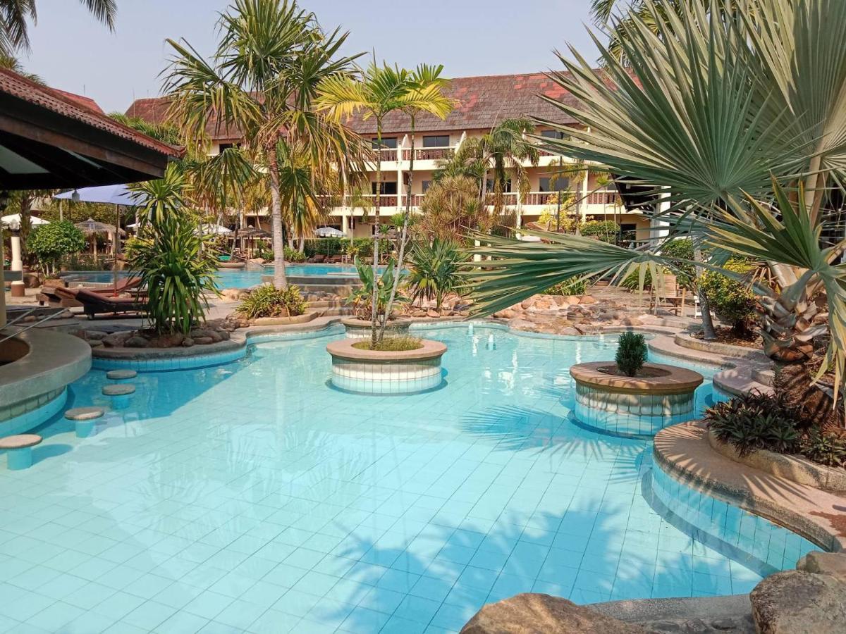 Ban Nam Mao Resort Na Chom Thian Eksteriør billede