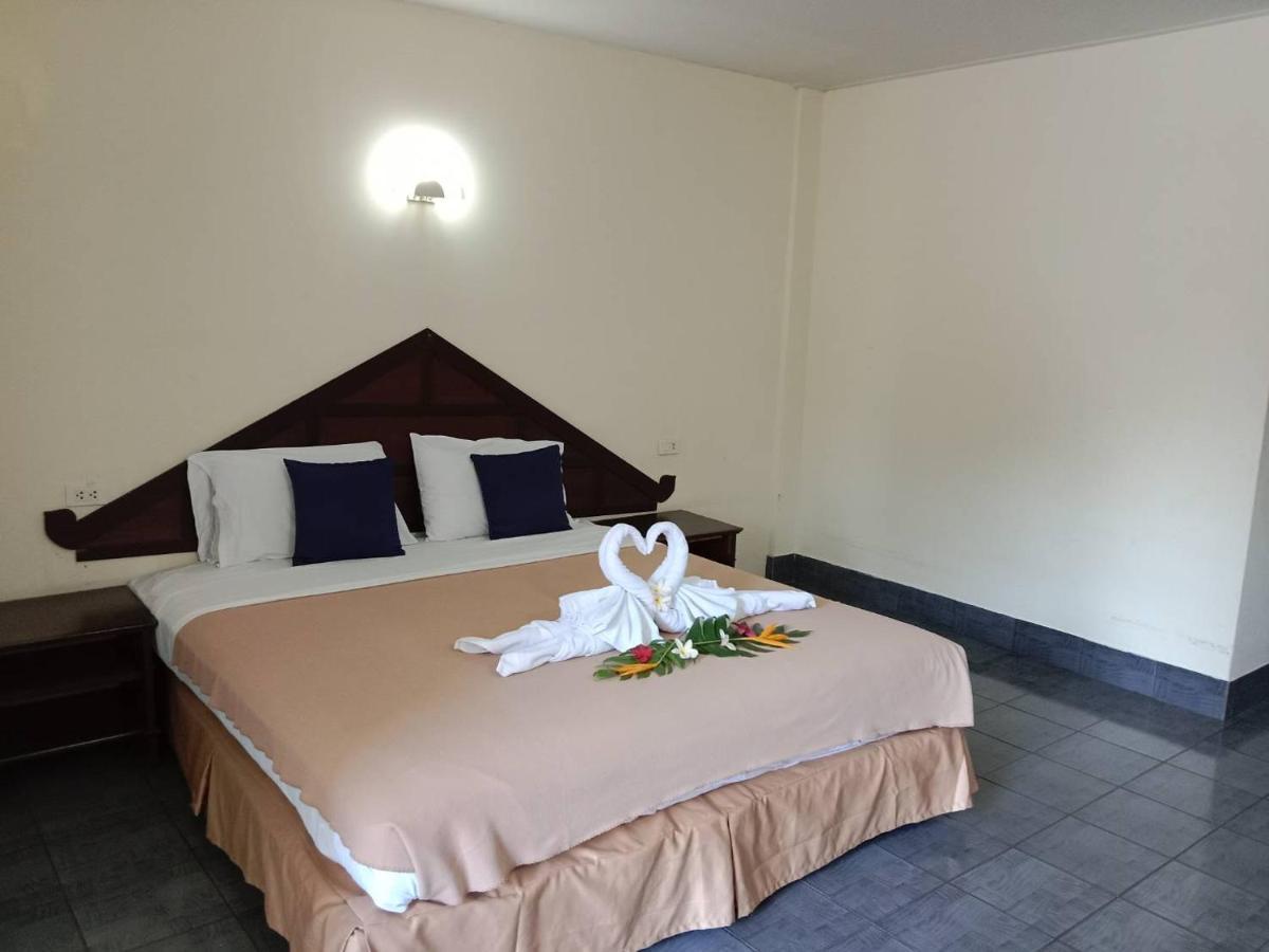 Ban Nam Mao Resort Na Chom Thian Eksteriør billede