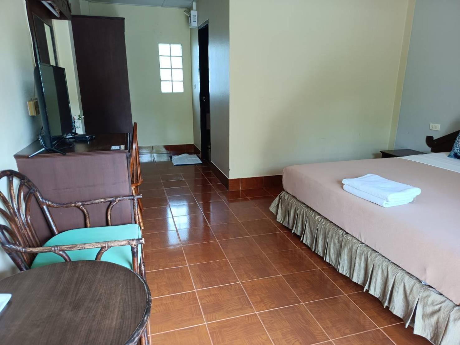 Ban Nam Mao Resort Na Chom Thian Eksteriør billede